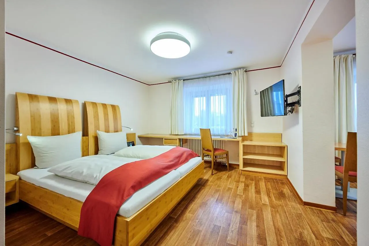 Gastehaus Wenisch Aparthotel Straubing 0*,